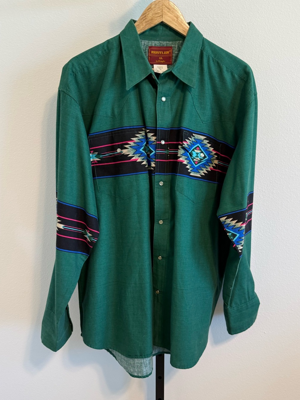 Vintage Wrangler Rustler Green Southwestern Aztec Pearl Snap Button Down ShirtXL